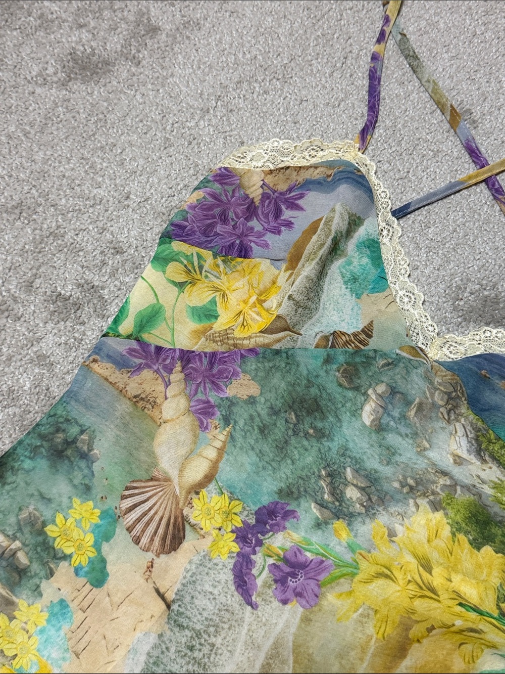 Runaway the Label Surrey Mini Dress Seashell Floral Lace Size M - Picture 6 of 10